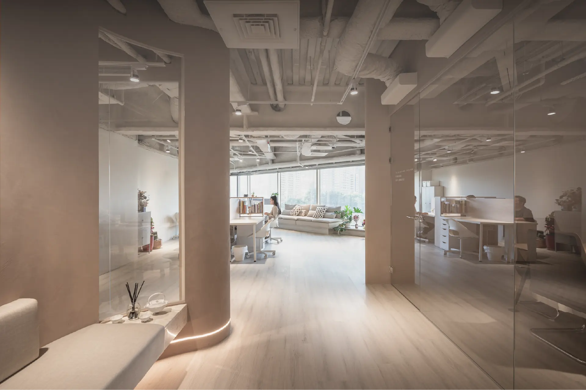 Interior | 言午設計   Photo | DAMU 空間攝影